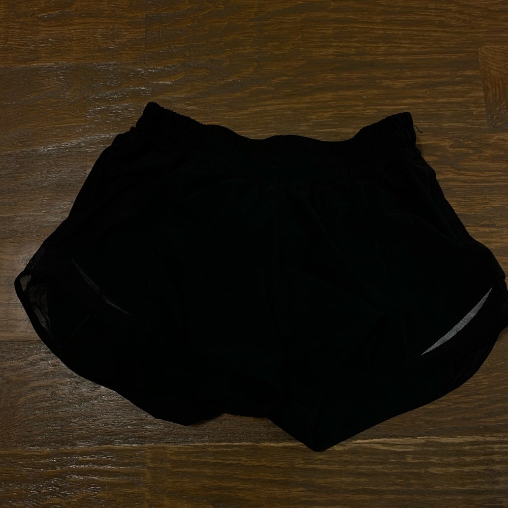 lululemon shorts black 4’